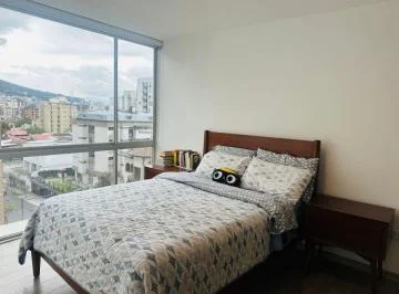 Departamento de Venta de Tres Dorm., 87 m². Jerónimo Carrión. La Mariscal — imagen 2
