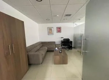 Vendo o Alquilo Oficina en Puerto Santa Ana, Semiamoblada, Parqueo, Guayas — imagen 2
