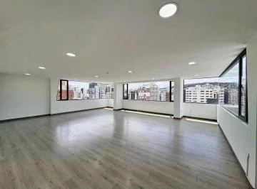 Oficina en Piso Alto de Venta en La Shyris y Eloy Alfaro Sector Carolina / Plaza Argentina — imagen 2