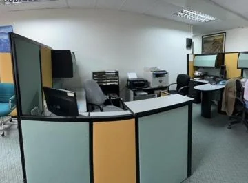 Oficina Edificio Corporativo Av Amazonas Sector Hotel Colon Vendo — imagen 3