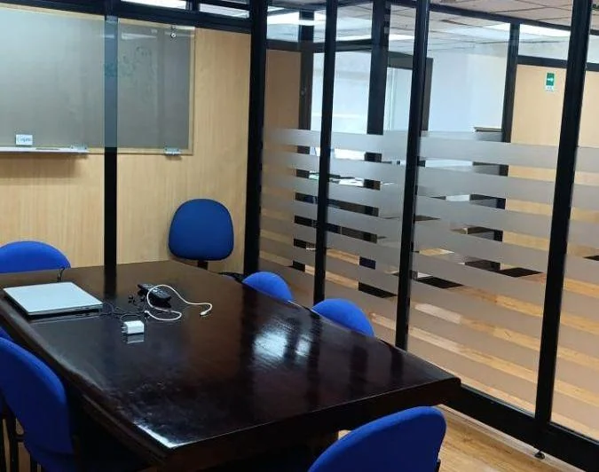 Vendo Oficina en Edificio Corporativo - Sector Cerca a Naciones Unidas — imagen 1