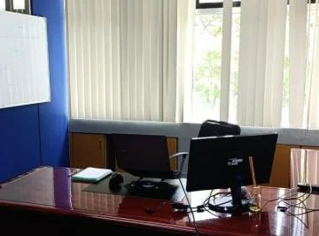 Vendo Oficina en Edificio Corporativo - Sector Cerca a Naciones Unidas — imagen 2