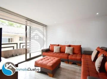 Av Primero de Mayo, Venta de Departamento 03 Dorm., Azuay — imagen 3