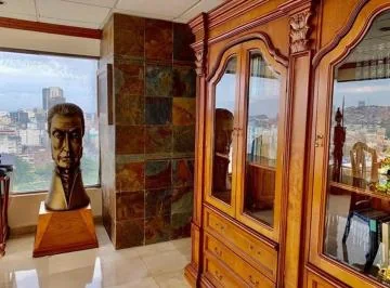 Oficina de Venta o Alquiler en 9 de Octubre y Av Quito El Mejor Sector en El Centro de Guayaquil, Guayas — imagen 3