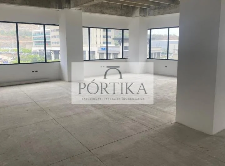 Venta de Oficina - Vista San Eduardo - Ceibos, Guayas — imagen 1