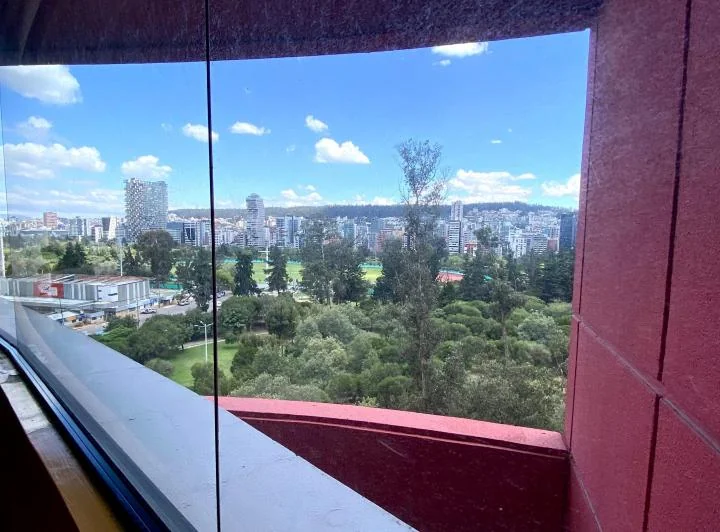 Oficina 210 m² Sector Carolina Sobre Av Amazonas — imagen 1