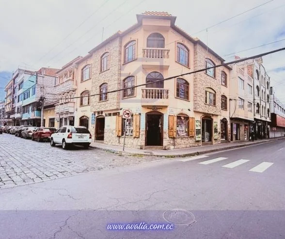 Venta de Oficina en El Centro de Riobamba, La Merced, Parque Sucre, Chimborazo — imagen 1