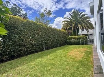 Venta Casa Amplia - Detrás de Vía Ventura — imagen 3