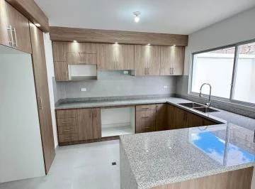 Venta Hermosa Casa de Diseño Moderno 3 Dorm. con Terraza Conocoto Valle de Los Chillos — imagen 5