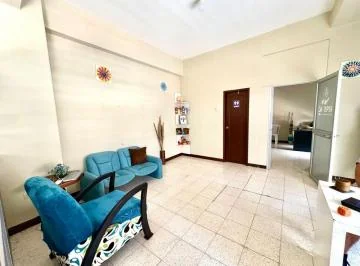 Centro - 9 de Octubre. Vendo Oficina Esquinera con Vista Lateral Al Malecón. Primer Piso, Guayas — imagen 3