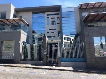 Vendo Dúplex Moderno a Dos Cuadras del Parque de Cumbayá — imagen 4