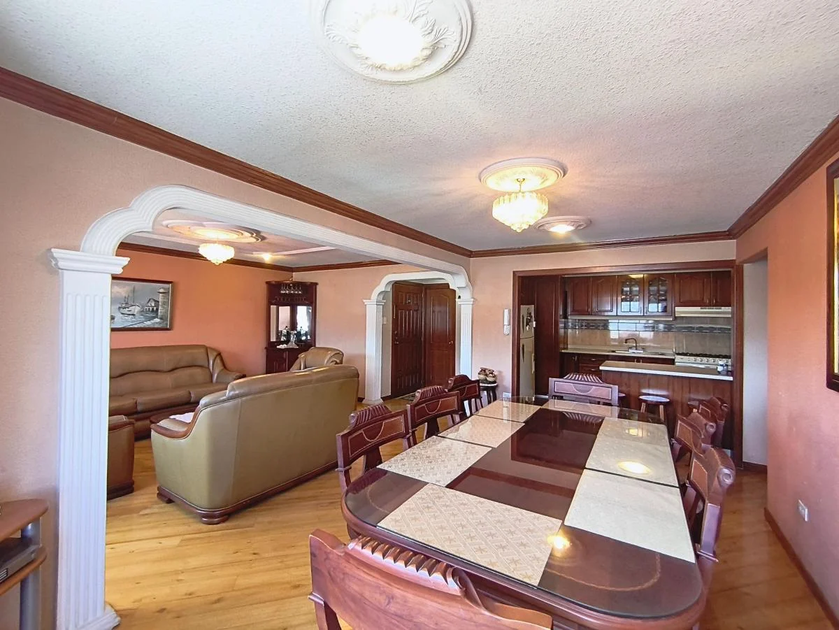 Departamento en Venta en San Isidro del Inca | 3 Dorm. | Ascensor | 2 Parqueaderos | Bodega | — imagen 2