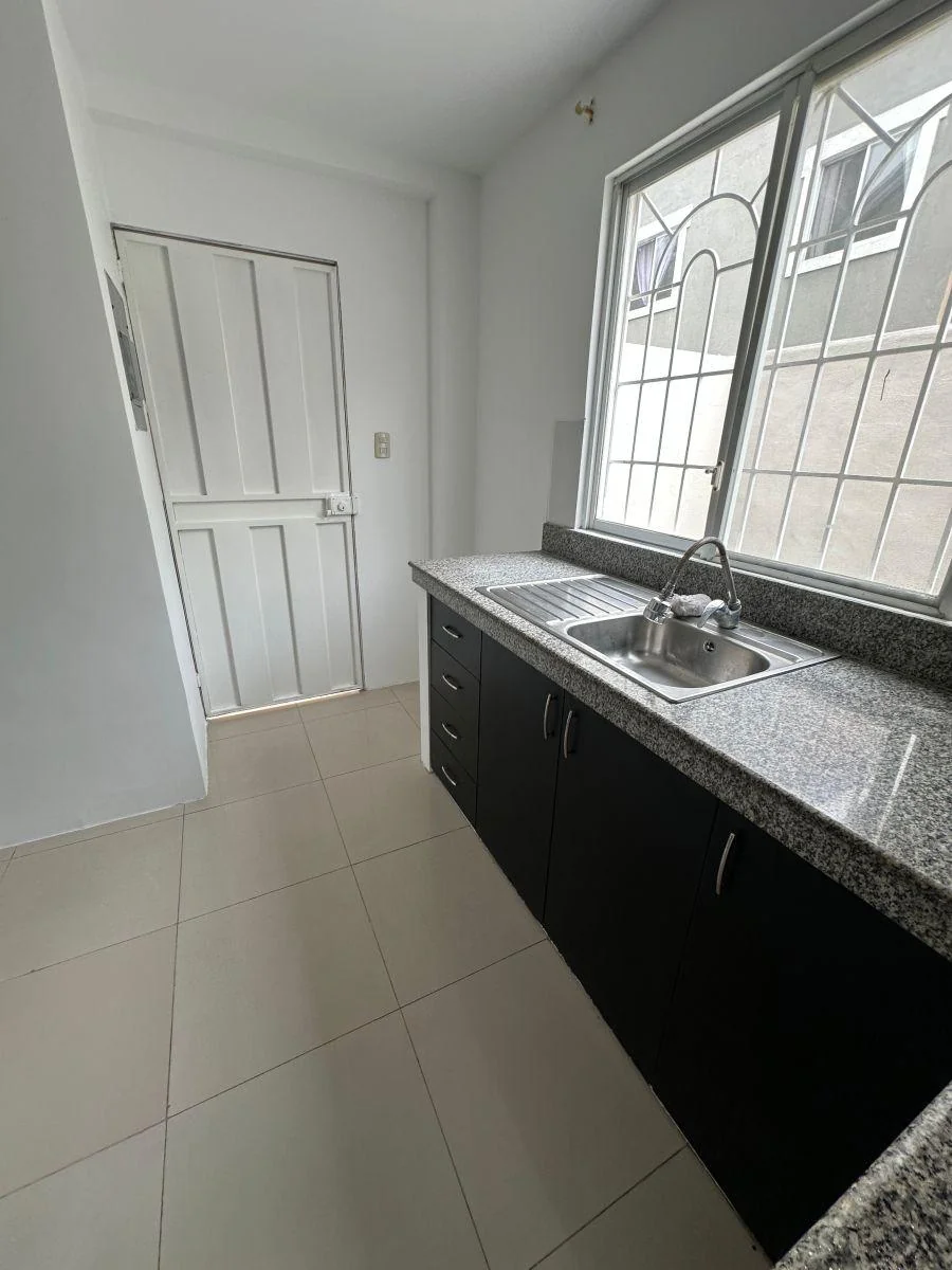 Se Vende Casa en Marina Dior Park 3 Habitaciones, Guayas — imagen 2