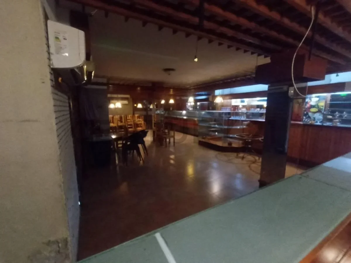 Vendo Local Comercial Centenario Sur 130 m² Calle R. B. de Icaza Frente a Colegio, Guayas — imagen 2