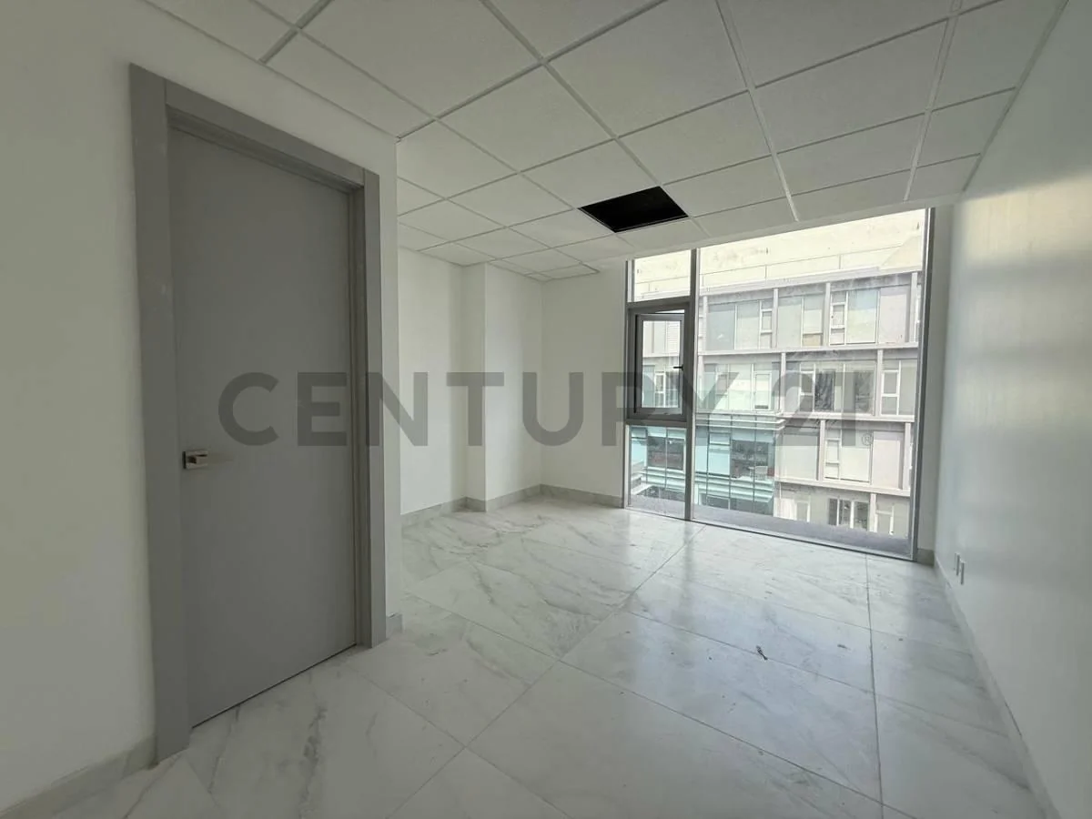 Venta de Consultorio, Edificio Agora Medical Center, Guayas — imagen 2