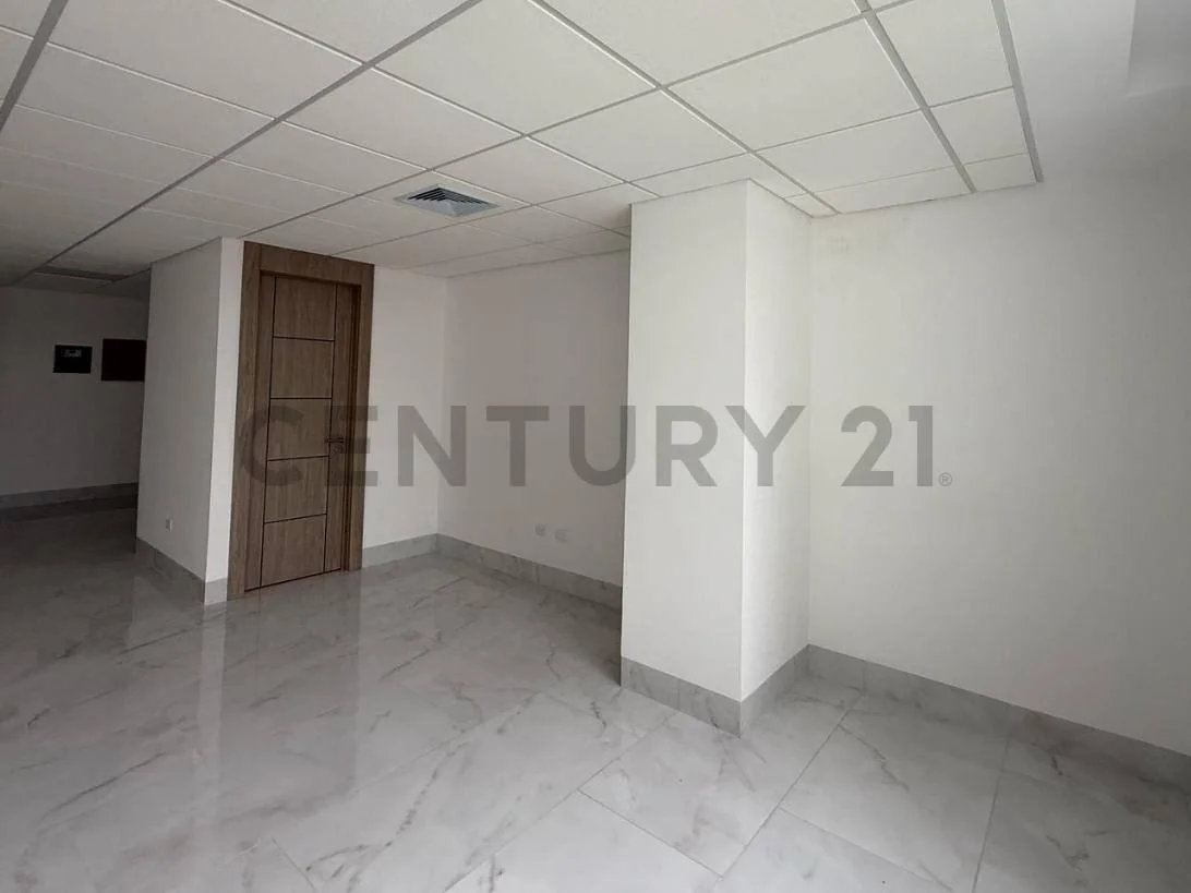 Venta de Oficina en Ciudad Millenium, Titanium 1, Guayas — imagen 2