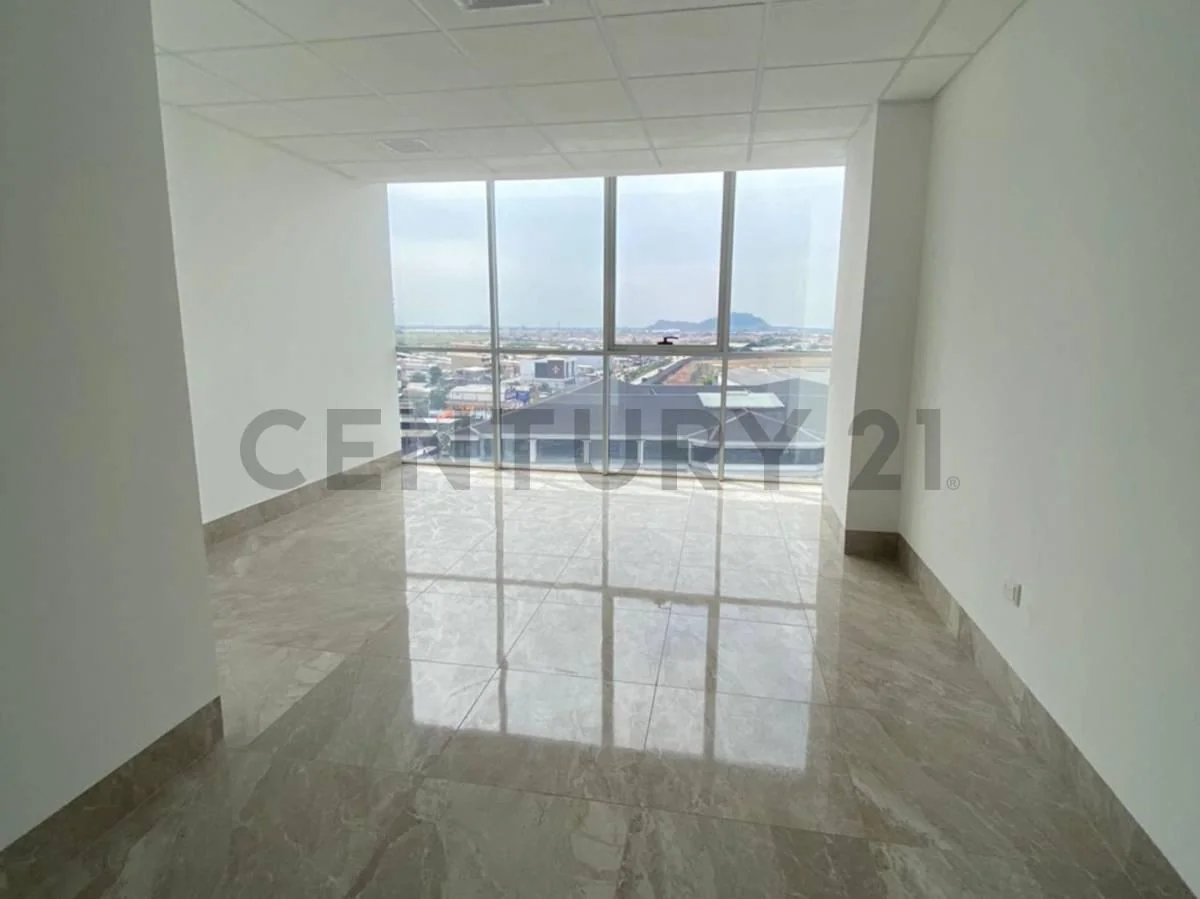 Venta de Oficina Comercial en Ciudad Millenium, La Aurora, Guayas — imagen 5