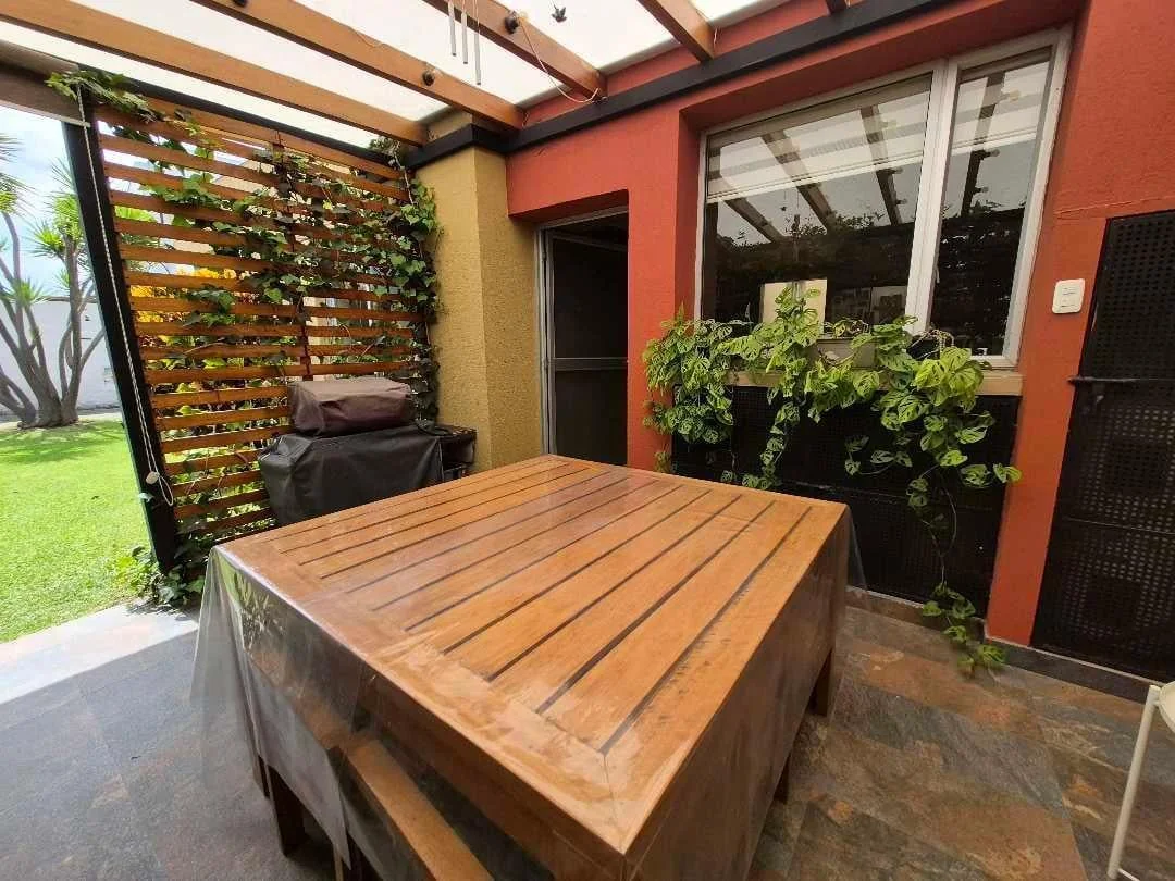 Venta Casa un Solo Nivel, Sin Adosamientos, Primavera - Cumbayá — imagen 4
