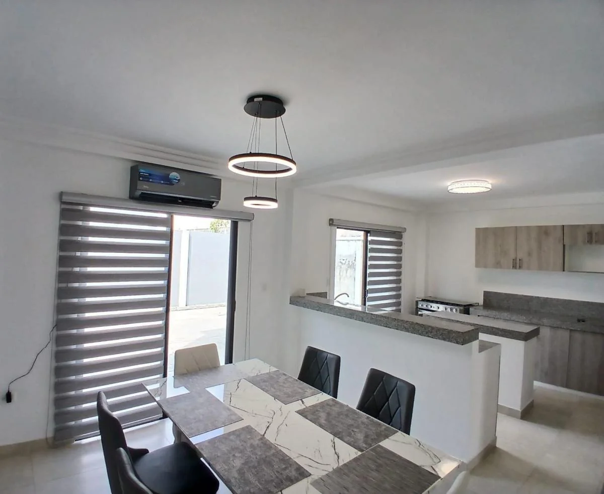 Casa Amoblada en Venta Urbanización La Joya Etapa Aguamarina Tato, Guayas — imagen 2