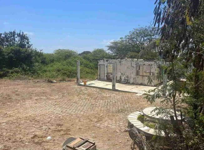 Terreno en venta en Playas — imagen 1