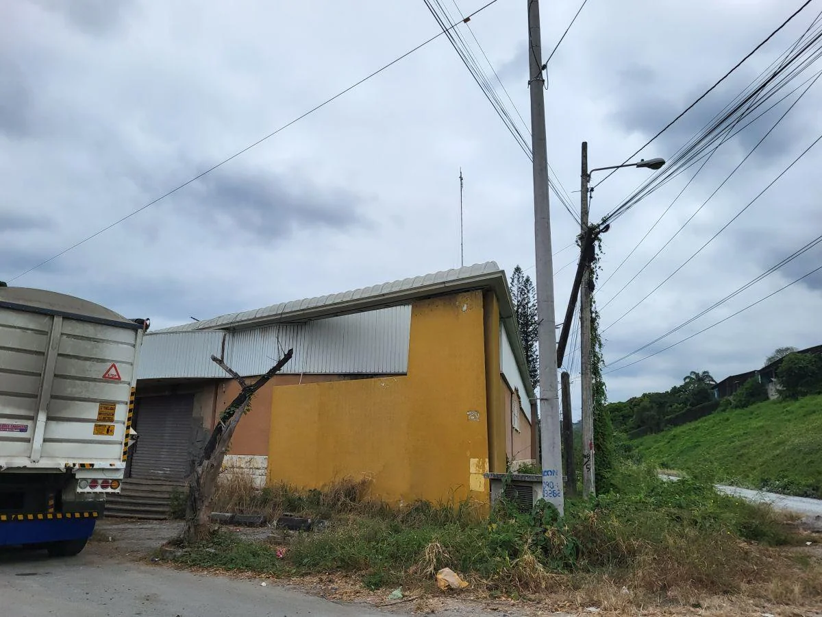 Terreno + Galpones + Oficinas + Casa Guardián en Venta Km 1 Vía a La Costa - Mae. Recalde, Guayas — imagen 4
