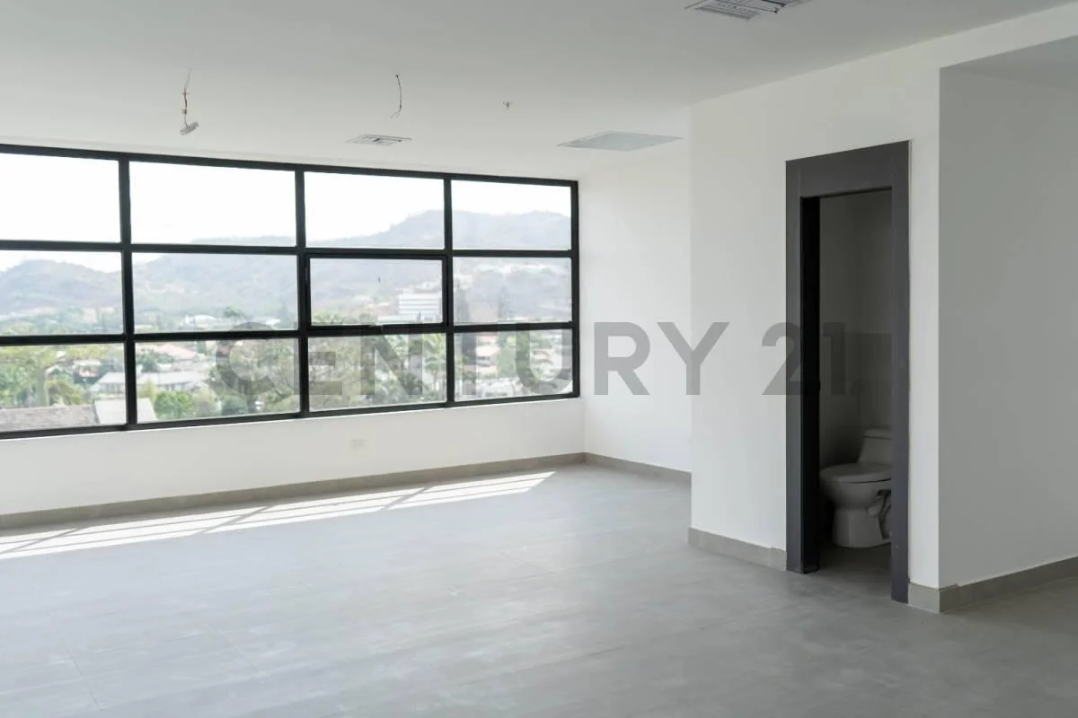 Oficinas de Estreno Ceibos Excelente Ubicación y Vista Alest, Guayas — imagen 4