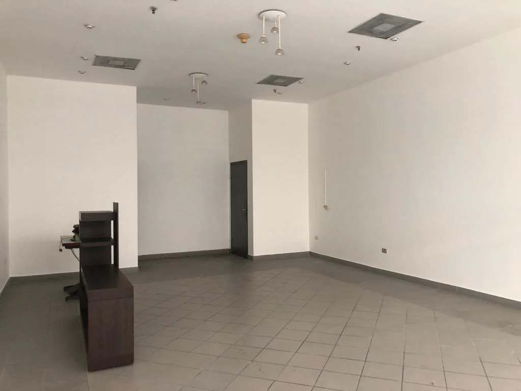 Se Vende Oficina en Primer Piso Word Trade Center, Guayas — imagen 2