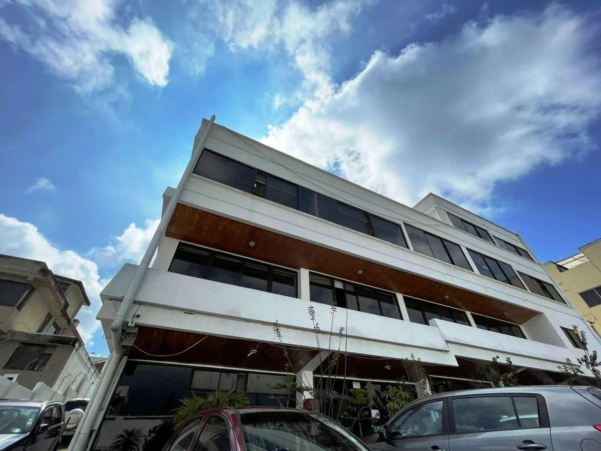 Edificio de Renta Para Oficinas Sector Quicentro — imagen 5