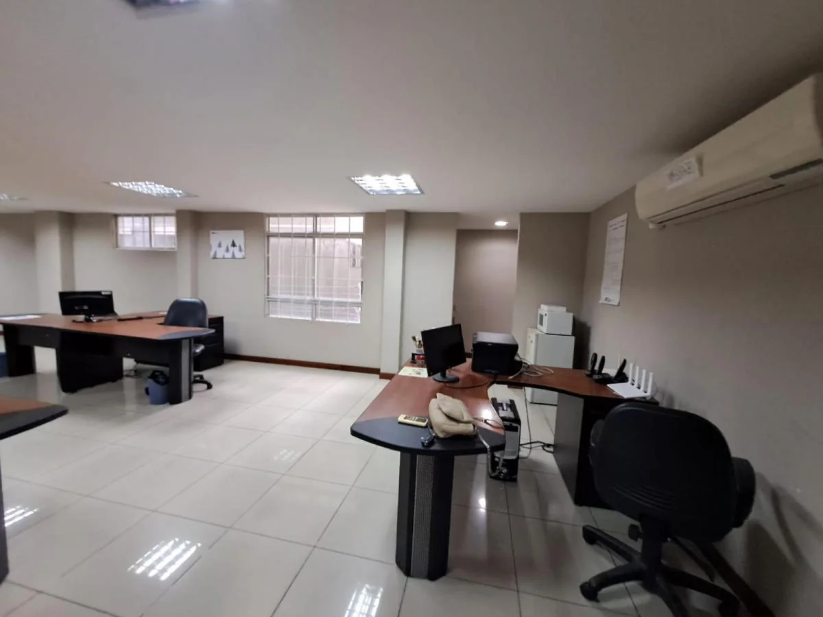 Se Vende Oficina Primer Piso en Kennedy Norte, Guayas — imagen 5