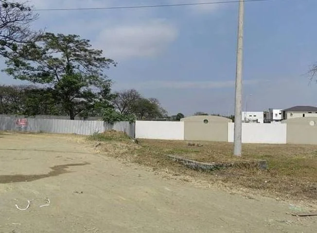 Terreno en venta en Norte De Guayaquil — imagen 1