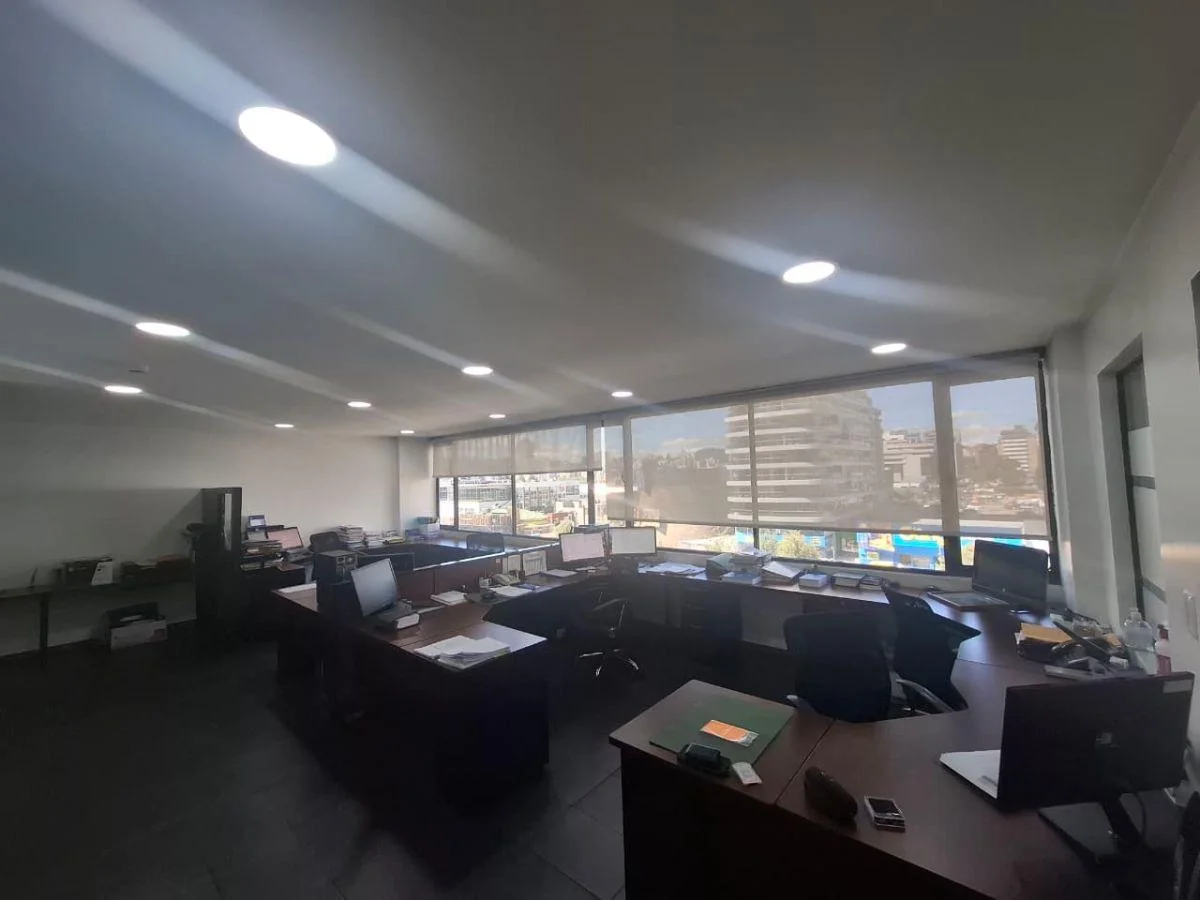 Venta Oficina Comercial de 150 m² en Venta en Centro Norte Amazonas y Naciones Unidas — imagen 2