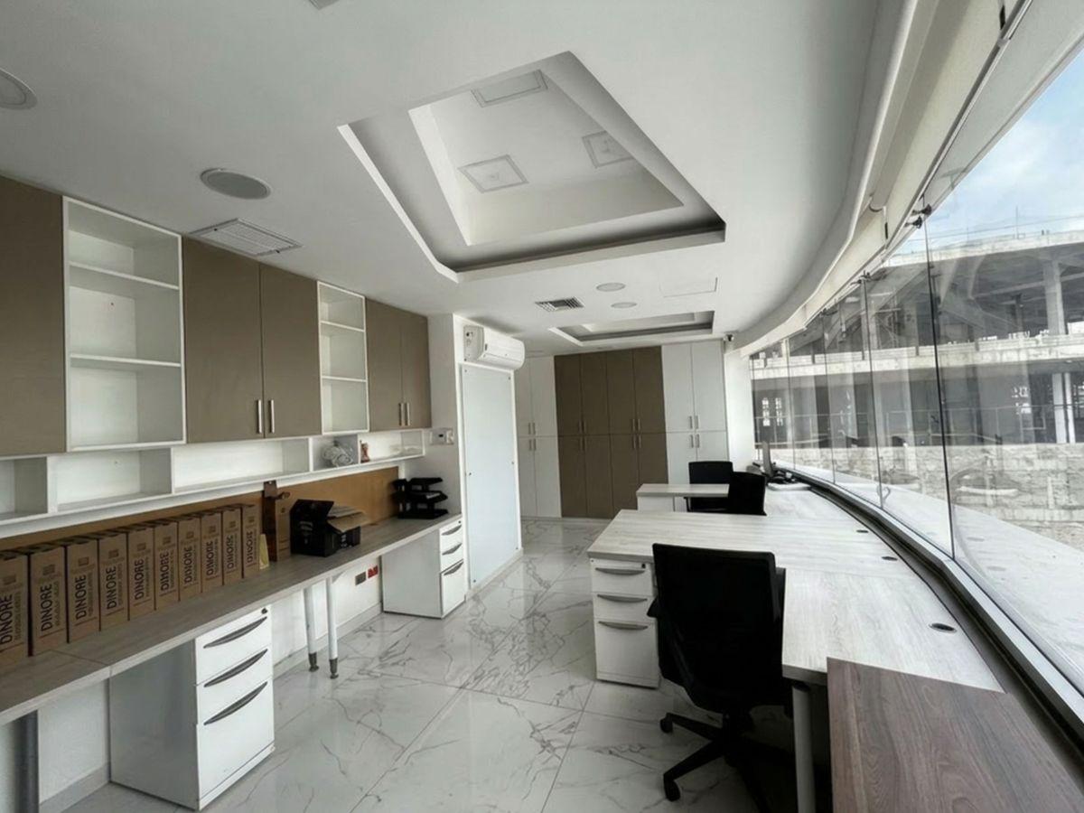 Espectacular Oficina de Venta 300 m² en Puerto Santa Ana, Guayas — imagen 9