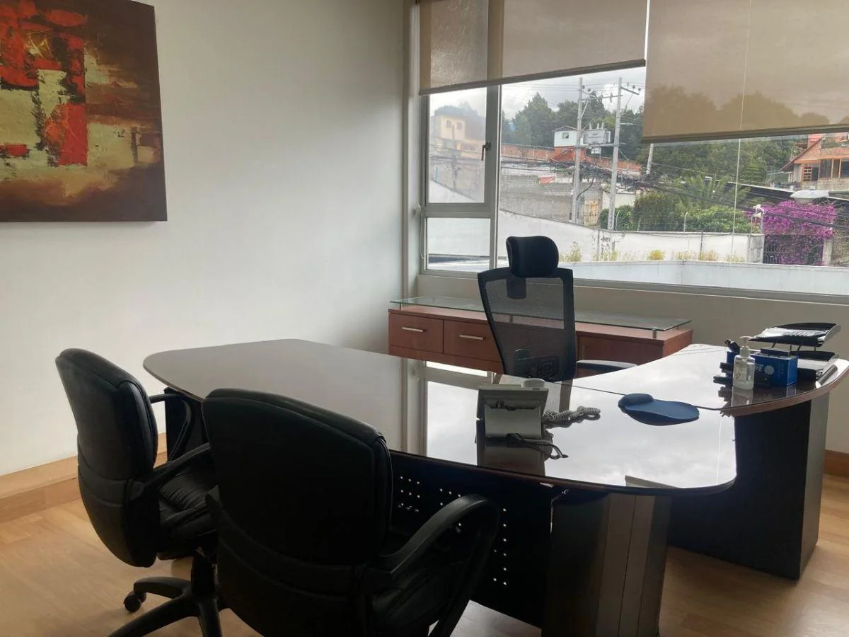 Vendo Oficinas en Zona Industrial — imagen 2