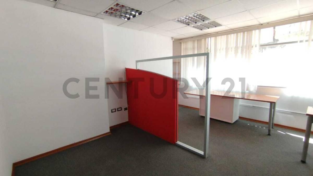 Venta Oficina Amoblada en La Pradera — imagen 2