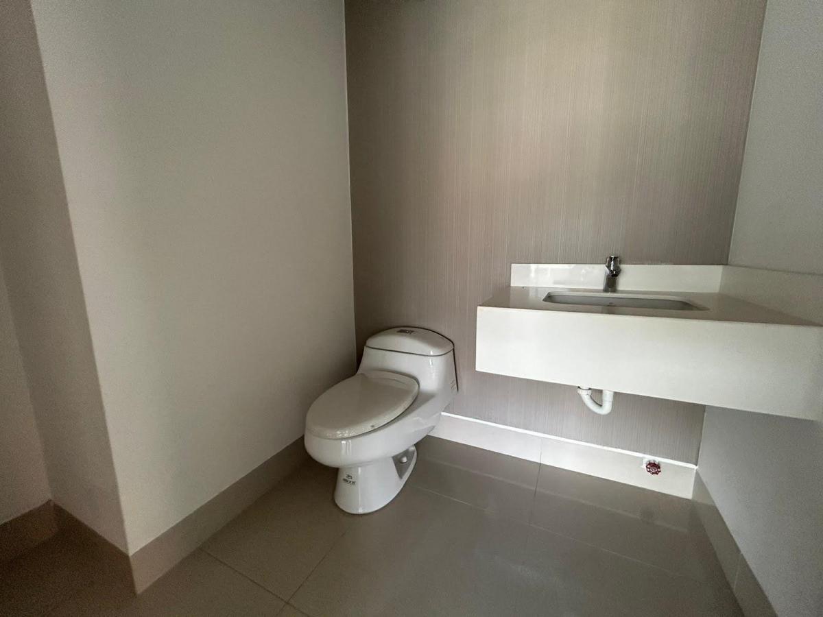 Venta de Oficina - Ágora Xxi - Zona Mall del Sol, Guayas — imagen 2