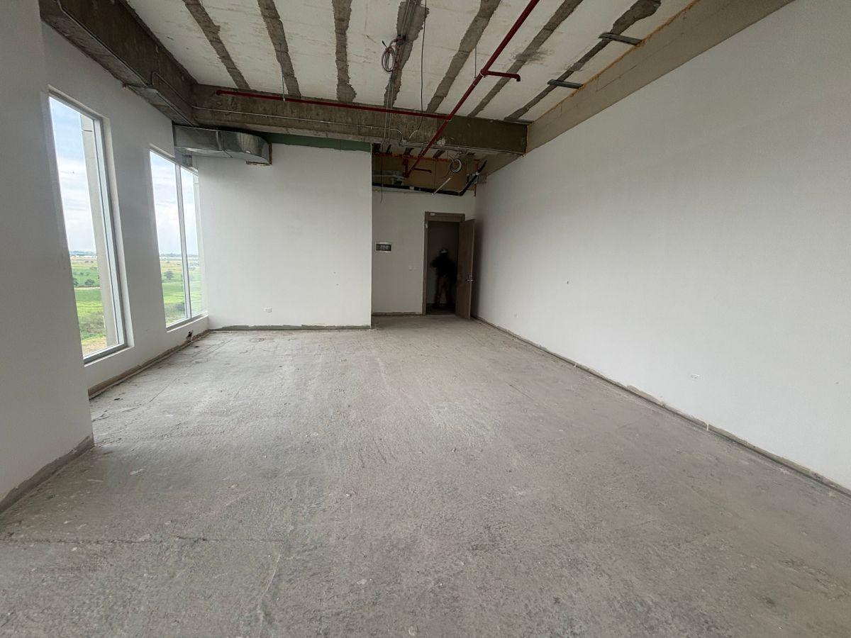 Oficina Venta Nuevo Samborondon Edificio Tempus 244.27 m con 6 Parqueos Vista Al Río y a La Plaza, Guayas — imagen 5