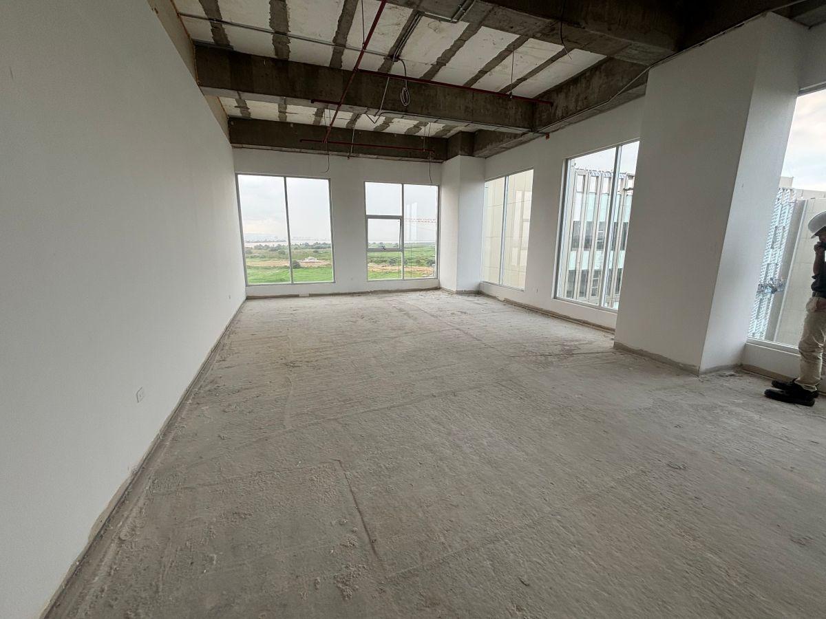 Oficina Venta Nuevo Samborondon Edificio Tempus 244.27 m con 6 Parqueos Vista Al Río y a La Plaza, Guayas — imagen 4