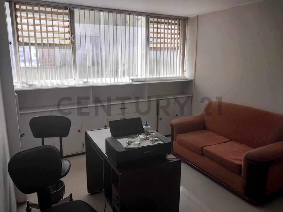 En Venta Consultorio Médico en Edificio San Francisco – Sector Baca Ortiz — imagen 9