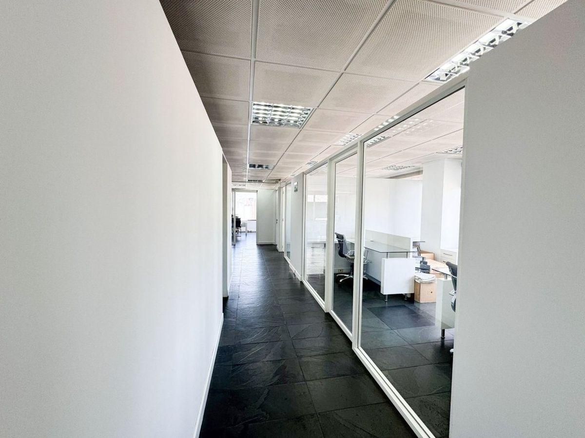 Oficina en Venta 279 m² Edif. Concorde Av12 Octubre — imagen 6
