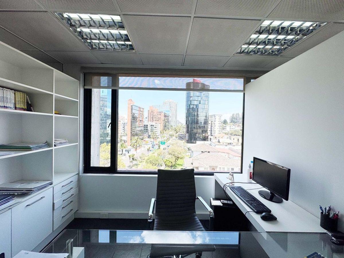 Oficina en Venta 279 m² Edif. Concorde Av12 Octubre — imagen 2
