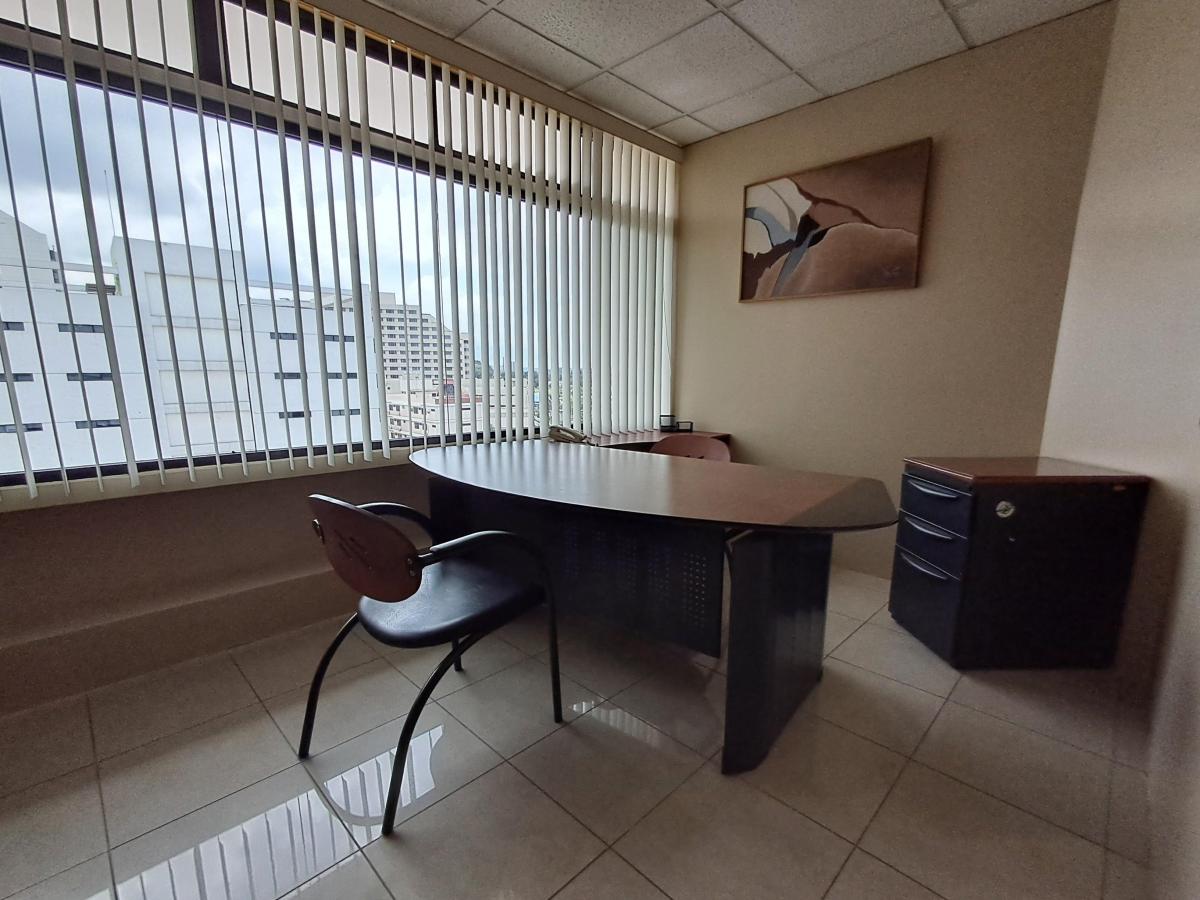 En Venta Elegante Oficina 98 m² Torres del Norte, Torre a Jyam, Guayas — imagen 9