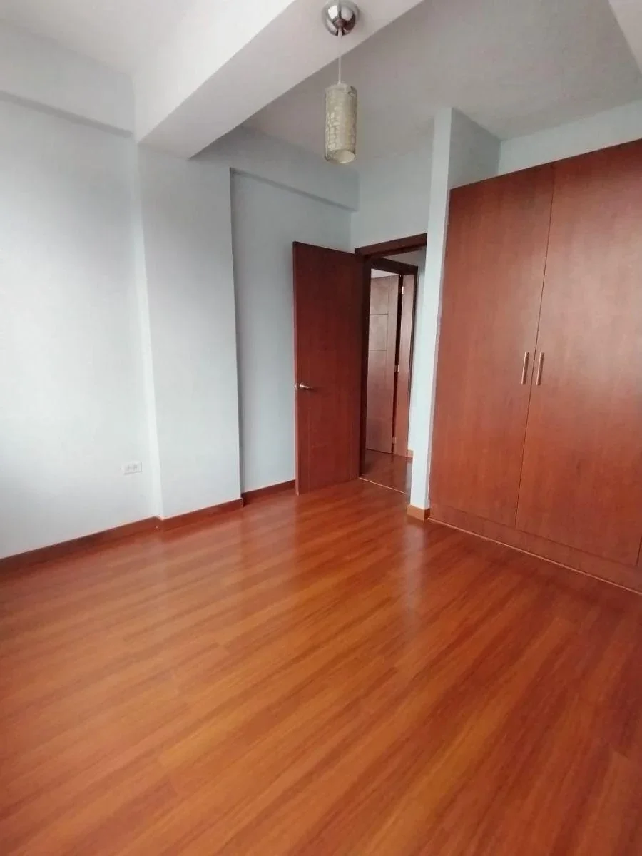 Departamento 2 Dorm. en Calle Los Cipreses Cerca a La Av Galo Plaza — imagen 4