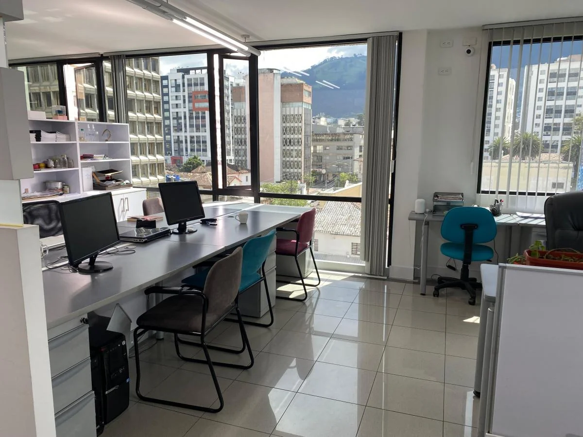 Oficina de Venta Sector Av Orellana — imagen 4