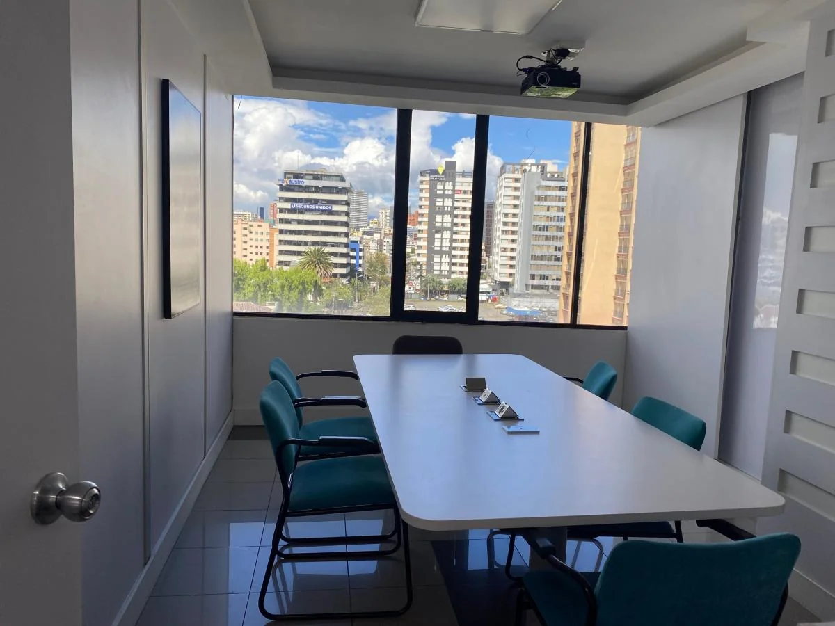 Oficina de Venta Sector Av Orellana — imagen 3