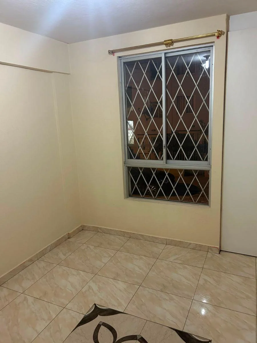 Se Vende Casa de 2 Pisos Cdl. Bicentenario — imagen 3