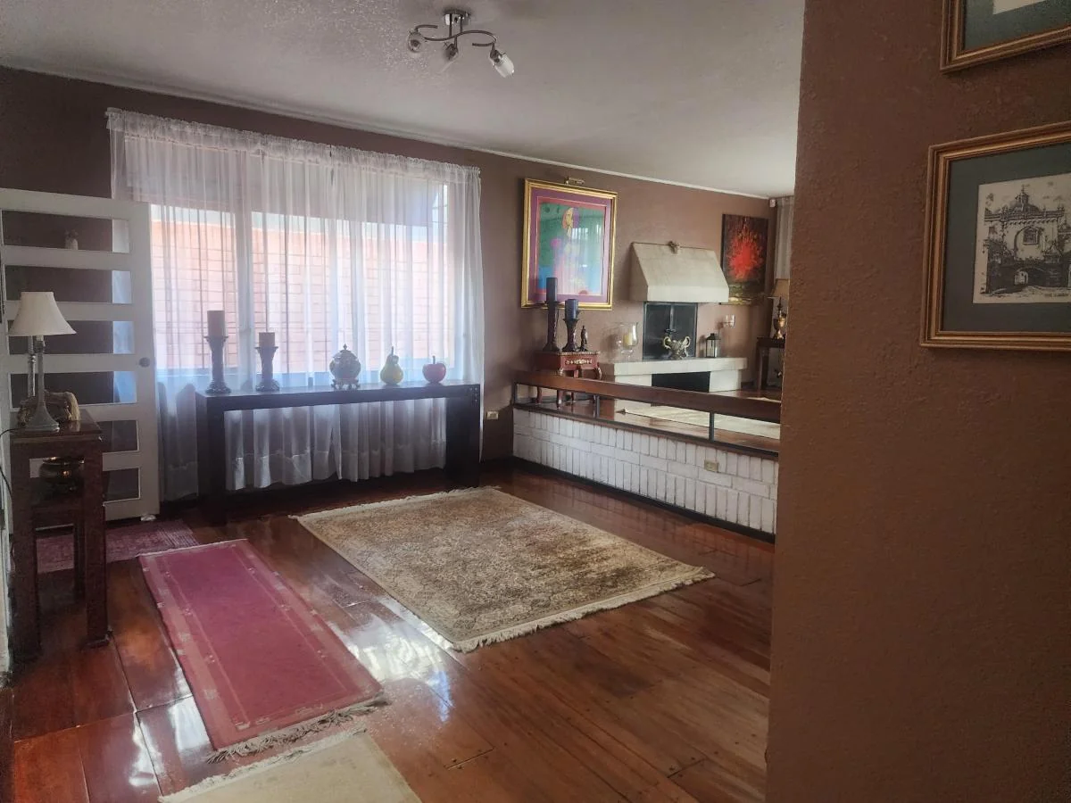 Bajo de Precio! Vendo Casa Comercial o Vivienda de 350 m Sector Jipijapa — imagen 4