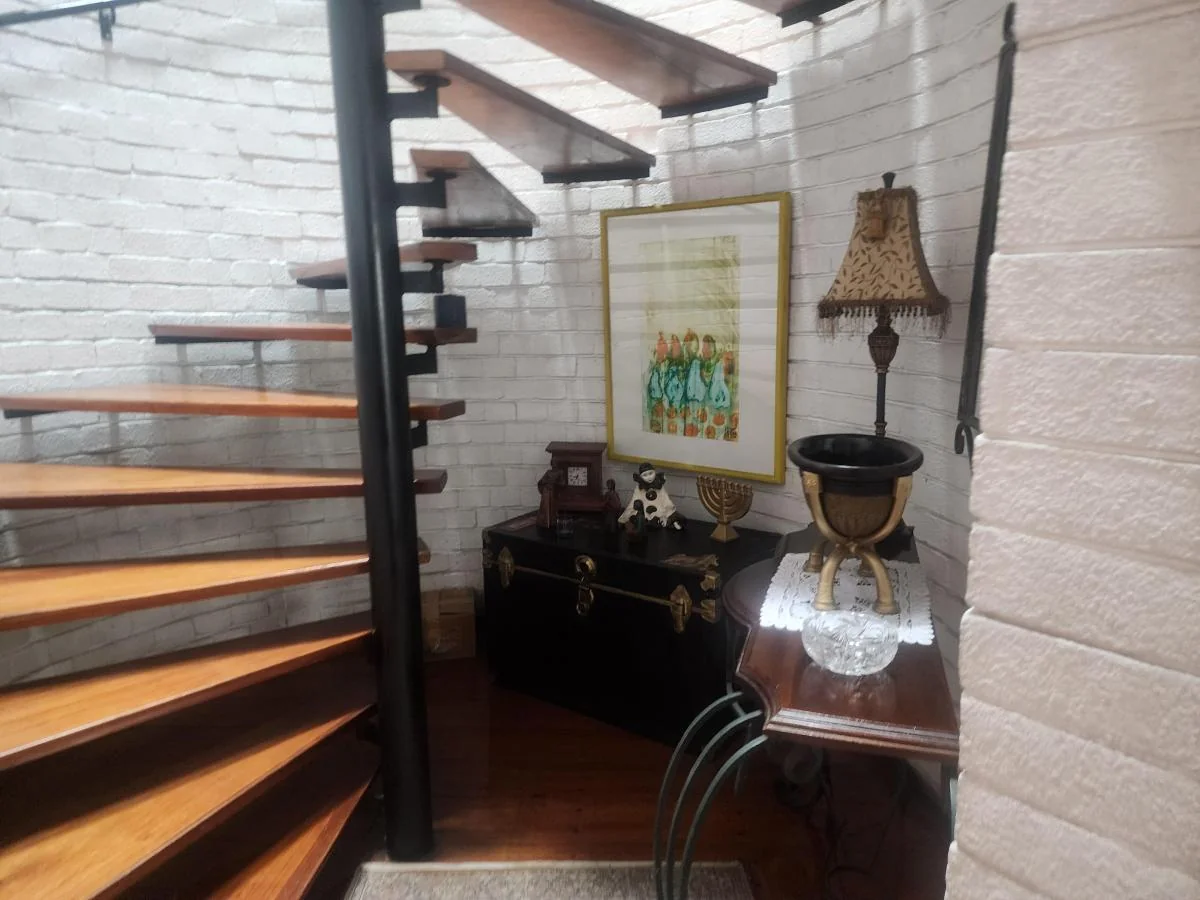 Bajo de Precio! Vendo Casa Comercial o Vivienda de 350 m Sector Jipijapa — imagen 2