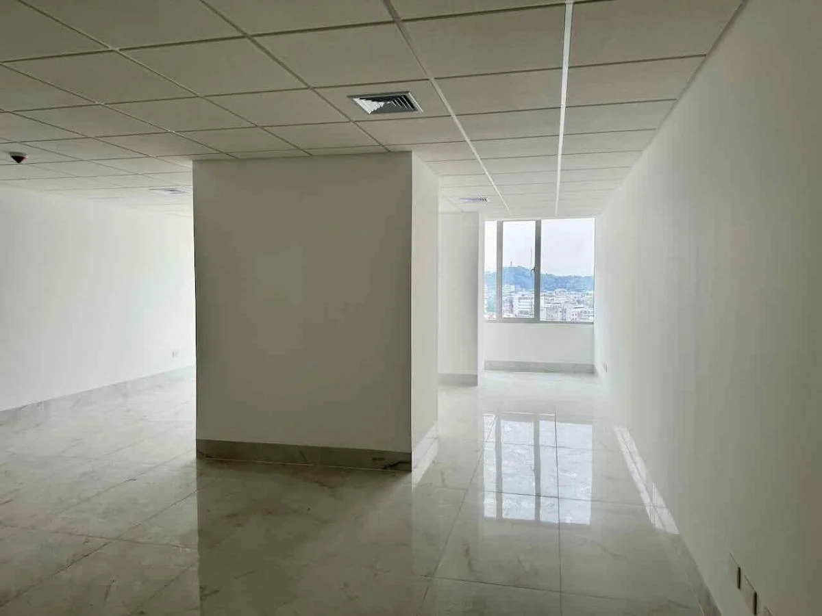 Av Francisco de Orellana. Torre Millenium. Estrene Oficina, Guayas — imagen 9