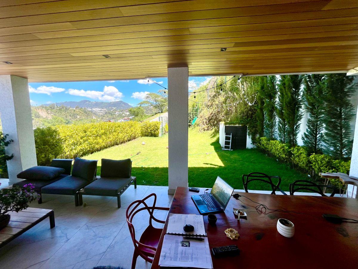 Cumbayá – Urbanización Parque Algarrobos | Vendo Exclusiva Casa de 350 m² con 5 Habitaciones — imagen 3