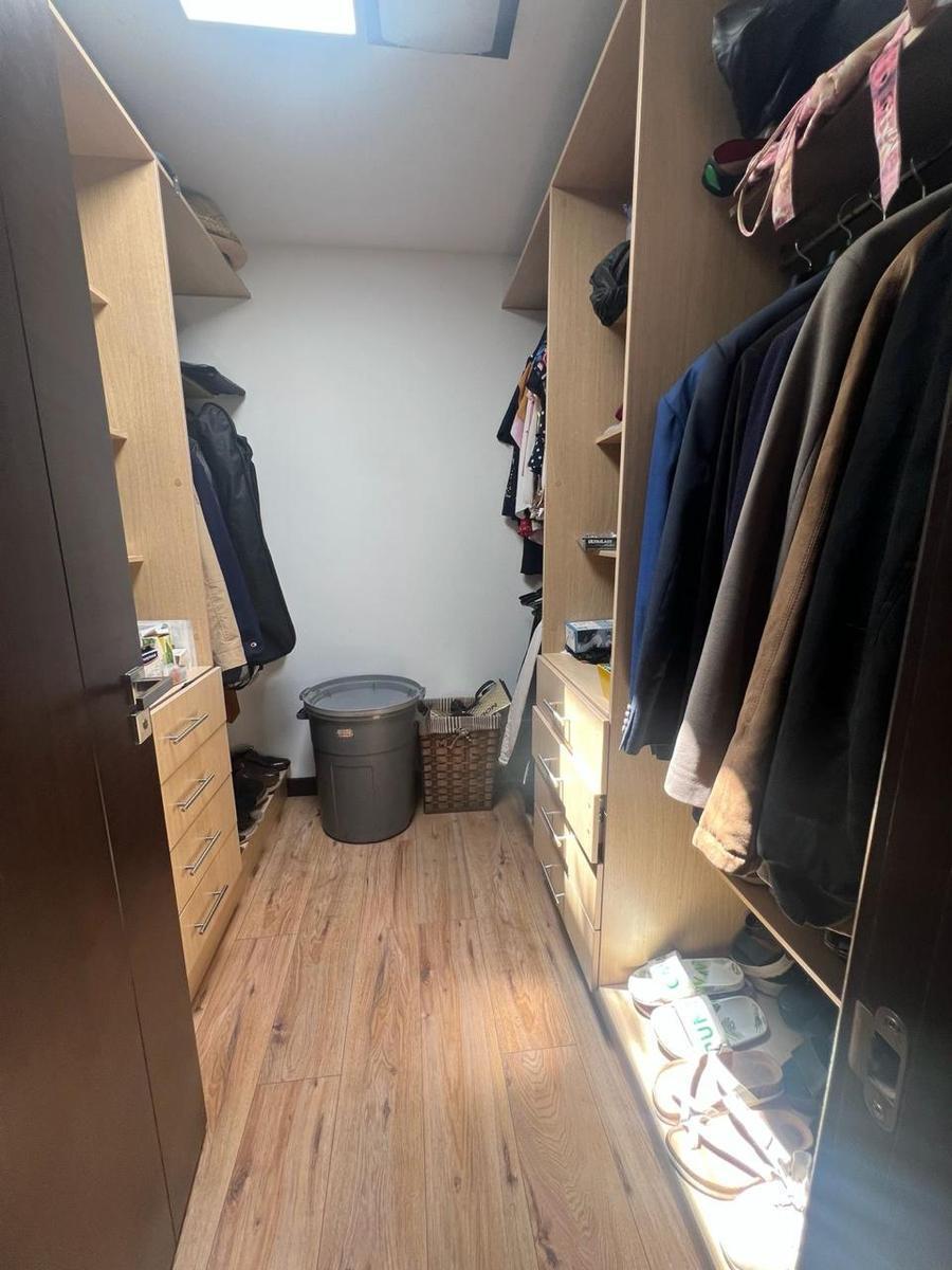 Amplia y Moderna Casa en Conjunto Privado – Cumbayá Cerca Al Potrero Pr — imagen 4